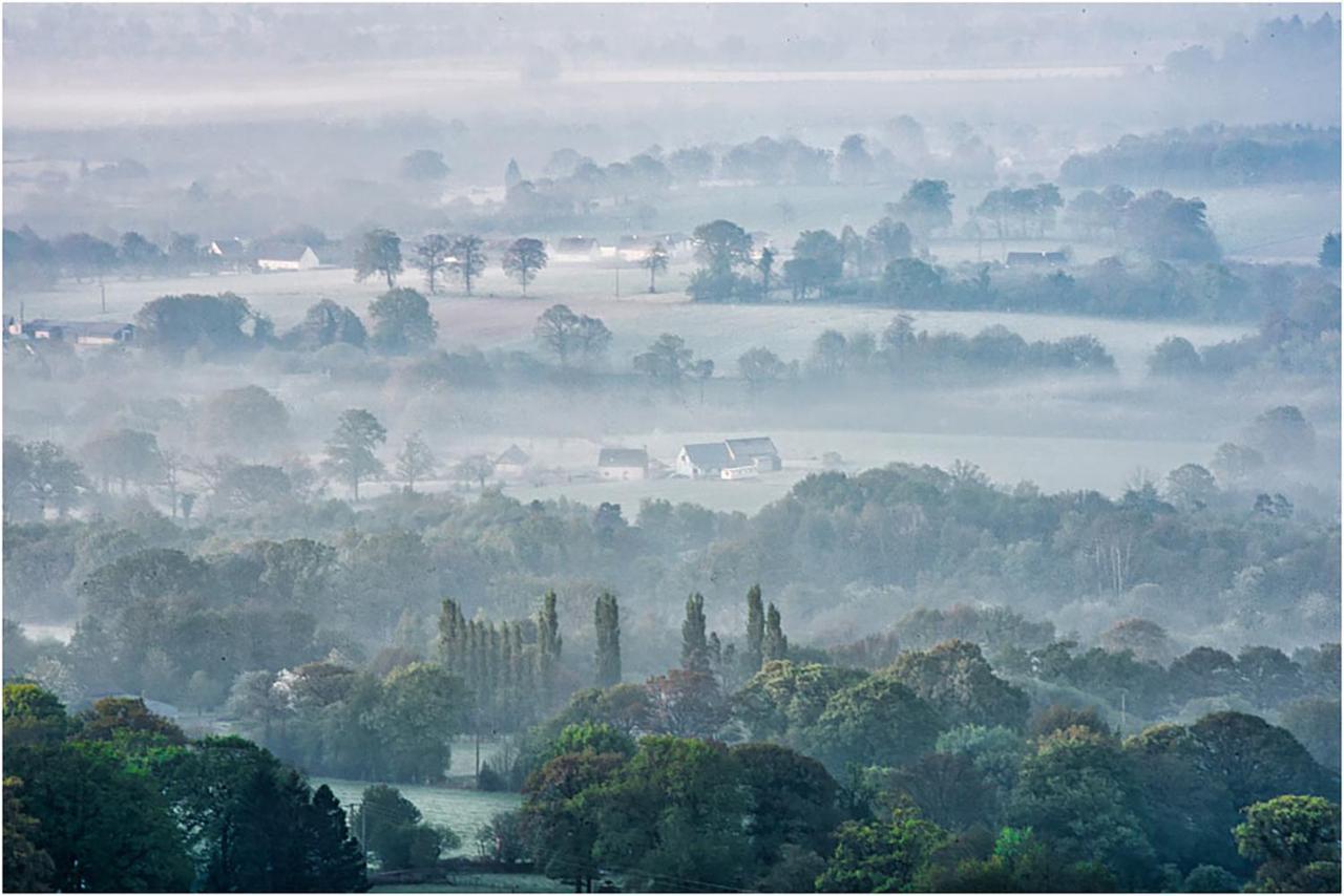 Maison Voie Verte Bion Bagian luar foto